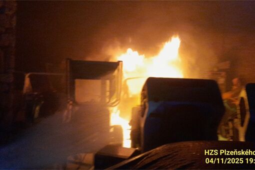 požár firmy Chotíkov_1125_HZSPK (1) požár firmy Chotíkov_1125_HZSPK (1)