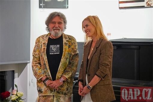 vernisáž Treml a Dittrichová_1125_QAP (24) vernisáž Treml a Dittrichová_1125_QAP (24)