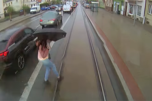 pmdp tramvaj chodec_1125_PMDP pmdp tramvaj chodec_1125_PMDP