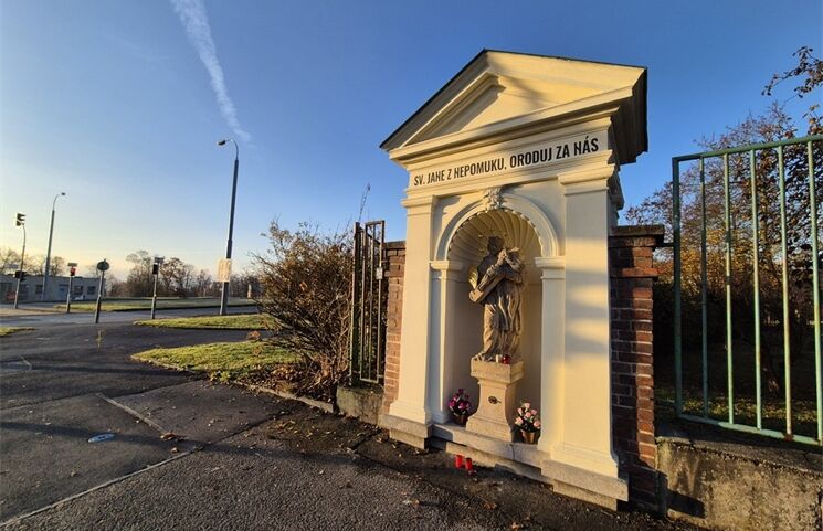 20251114_kaple_karlovarska_svaty_jan_nepomucky_fotoMirkaVEJVODOVA_13