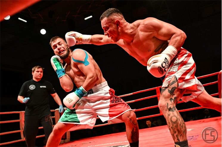 2025.11.22-19.47.46-2158w