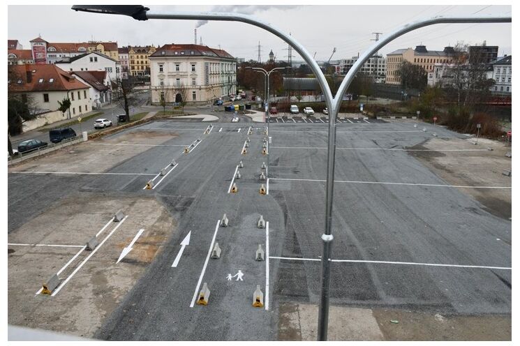 Upravené parkoviště pod mostem g. Pattona_1125_MMP (1)