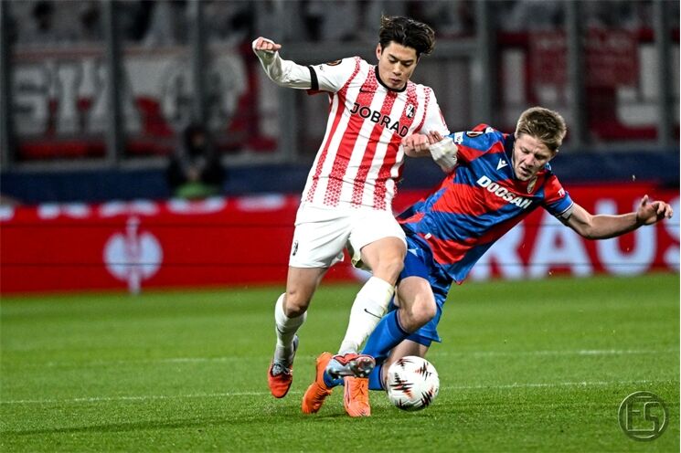 2025.11.27-19.19.22-215w