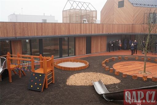 nová školka Újezd_1225_QAP (25) nová školka Újezd_1225_QAP (25)