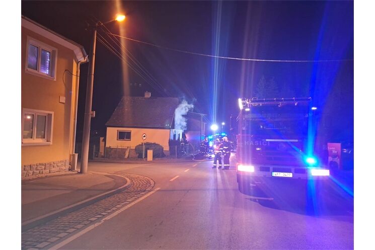 požár hasiči Tachov_1225_HZSPK (1)