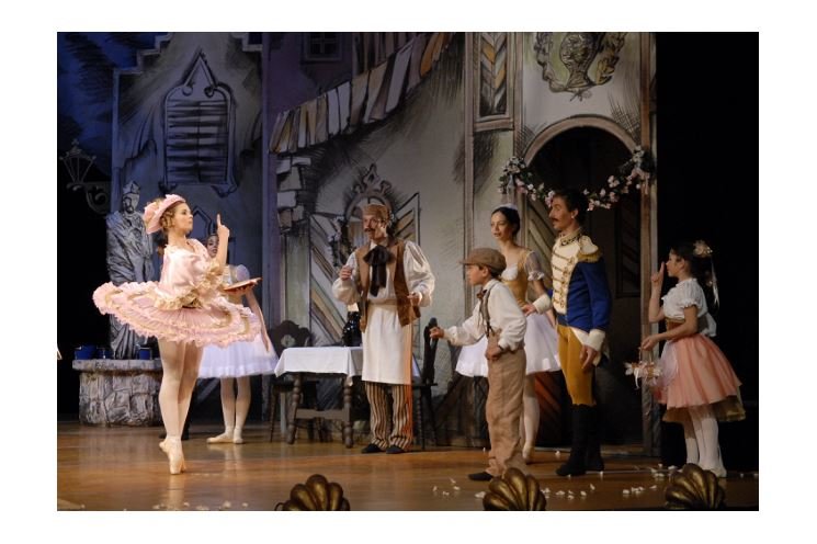 představení balet.šk. Coppélia foto Marta Kolafová představení balet.šk. Coppélia foto Marta Kolafová