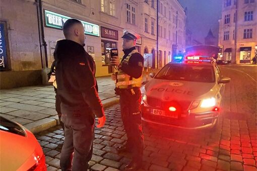 policejní razie Plzeň_0126_PČR (1)
