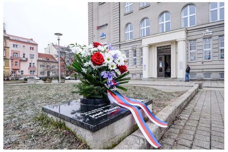 pietní akt Josef Hlavatý_0126_MMP a ÚMO3 (1)