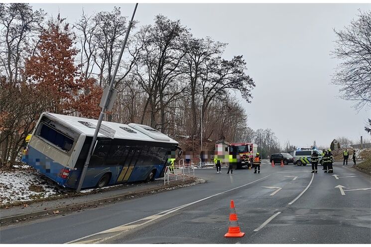 couvající autobus Domažlice_0226_PČR