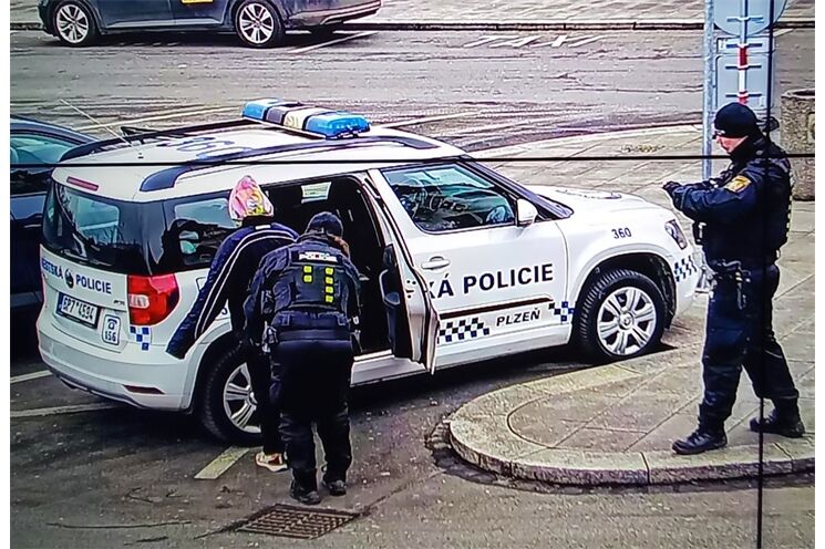 strážníci odhalili uprchlici_0226_MPP (3)