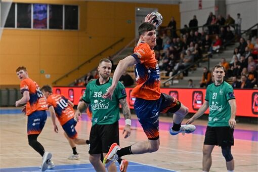 2026.02.08-10.41.03-250w