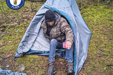 nemocný muž ve stanu_0226_MPP