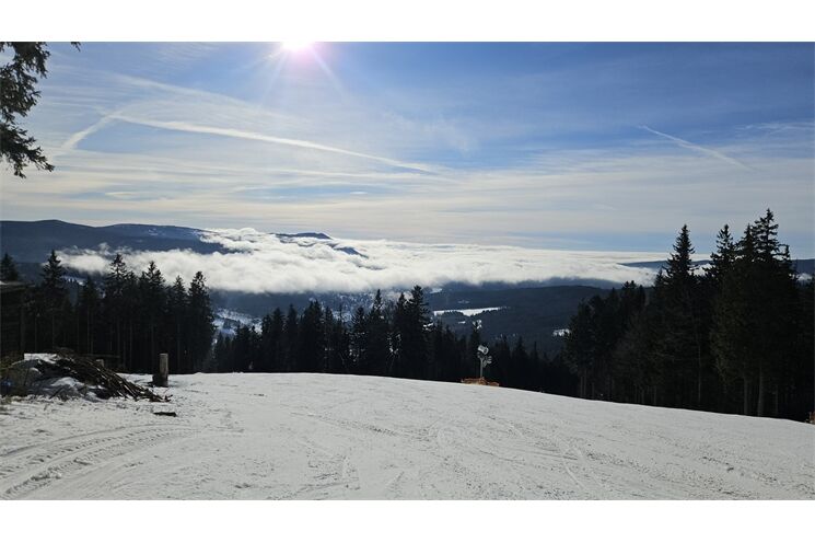 Špičák jarní počasí_ilustrační_0226_SkiaBike