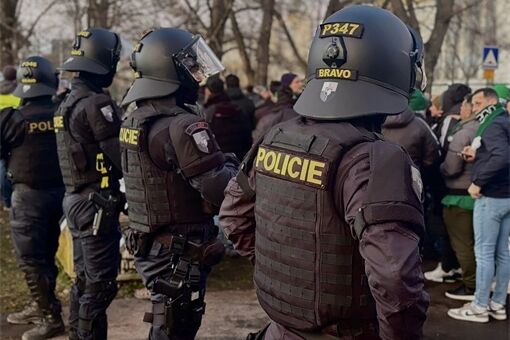 Fotbalové utkání pod dohledem policie_0226_PČR,MPP (1) Fotbalové utkání pod dohledem policie_0226_PČR,MPP (1)