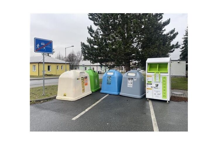 kontejnery na oblečení_0326_město Rokycany (2)