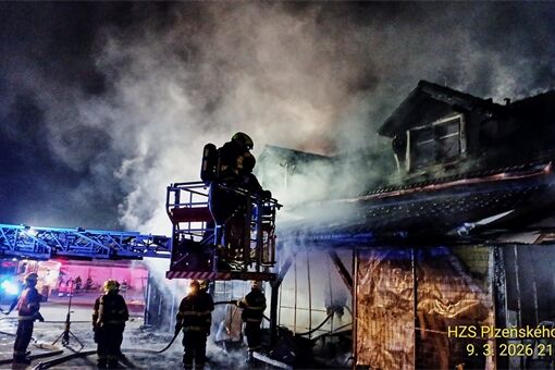 Požár dřevěného přístřešku_Horní Folmava_0326_HZSPK (1)