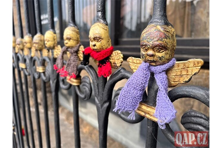 Andělíček se šálou_0326_QAP (1)