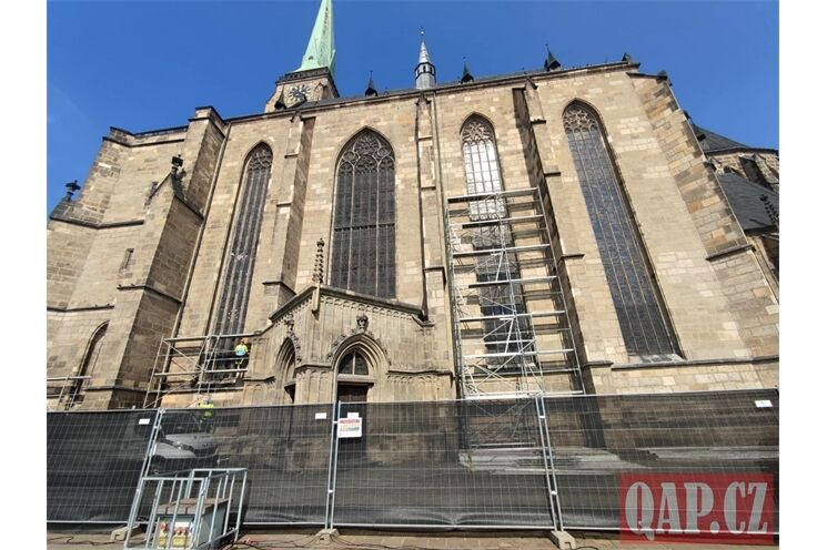 katedrála sv. Bartoloměje lešení2_0326_QAP (MS) (1)