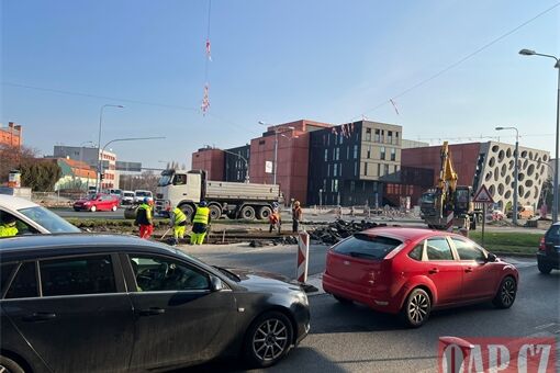 uzavřená křižovatka u Nového divadla_0326_QAP (1)