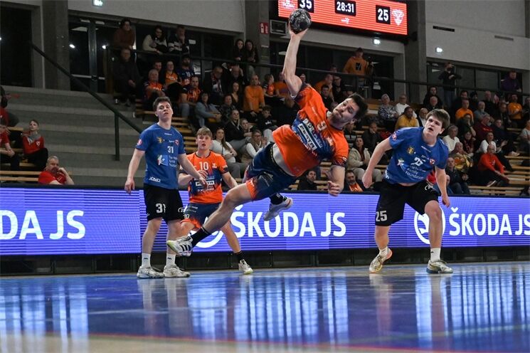 2026.03.27-21.33.07-558w