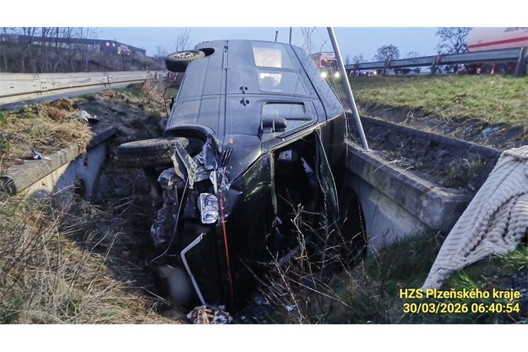 Mikrobus x OA D5 Nýřany_0326_HZSPK (1)