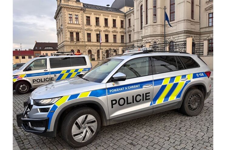 Nahlášená bomba soud Plzeň_0326_PČR