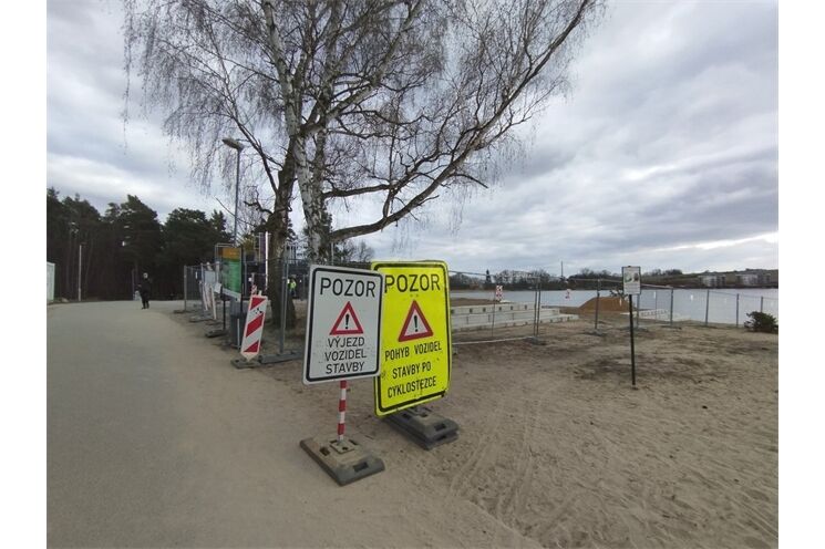 Na Boleváku začne instalace mol_0326_MMP (2)