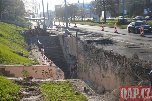 Stavba lávky Rokycanská a Revoluční_0426_QAP (9) Stavba lávky Rokycanská a Revoluční_0426_QAP (9)