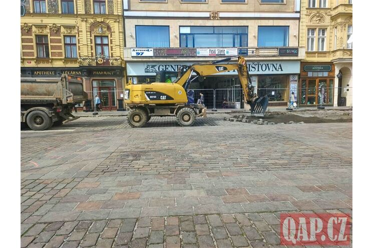 bagry náměstí Republiky_0426_Milan Svoboda QAP (1)