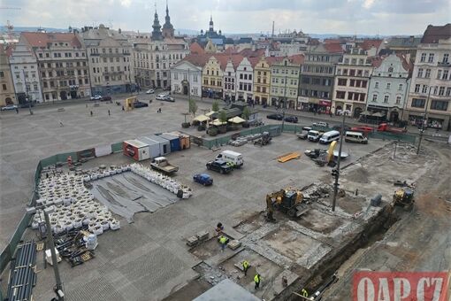 práce na náměstí Republiky_0426_Milan Svoboda QAP (7)
