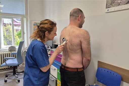 melanom_0426_EUC Klinika Plzeň (1)