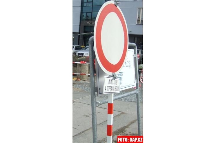uzavírka