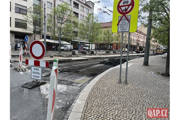 Americká Plzen Rekonstrukce QAP foto (1)