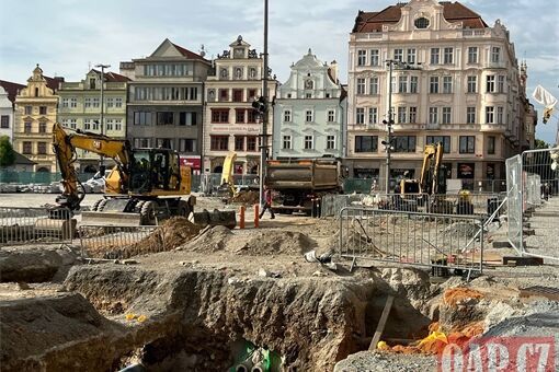 rekonstrukce náměstí Republiky pokračuje_0526_QAP (20) rekonstrukce náměstí Republiky pokračuje_0526_QAP (20)