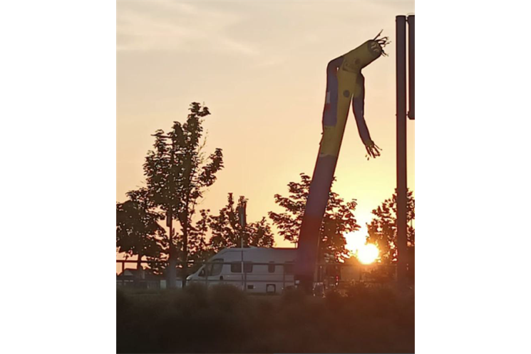 reklamni panak kradež