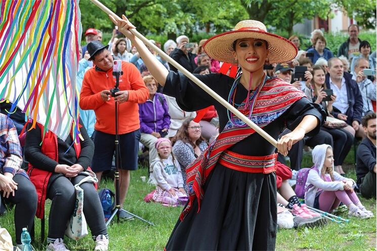 Folklorní odpoledne Doubravka_0626_MO4 (13)