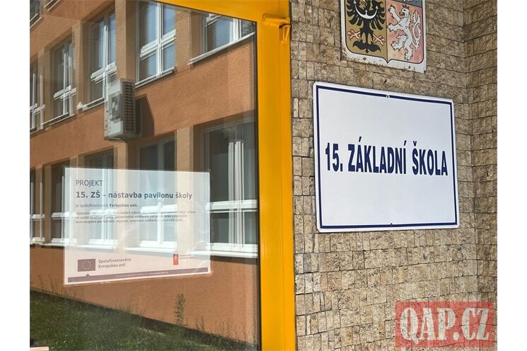 15.ZŠ zahájení stavby přístavby_0626_QAP (4)