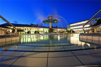 therme-1-mit-saunahof