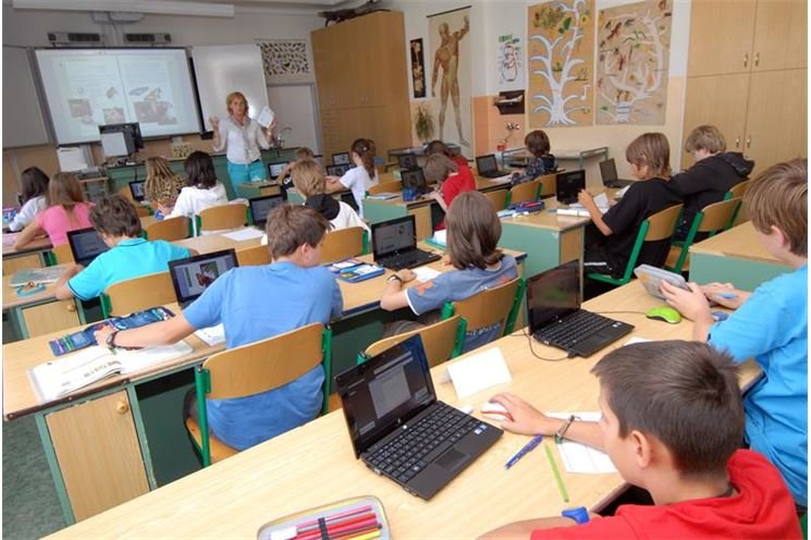 Digitální tabule na školách Digitální tabule na školách