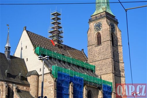 oprava katedrály sv Bartoloměje střecha_0726_QAP a BIP (2)
