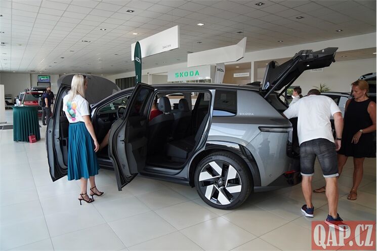 Auto CB představilo modely Epiq a Peaq_0826_QAP (9)