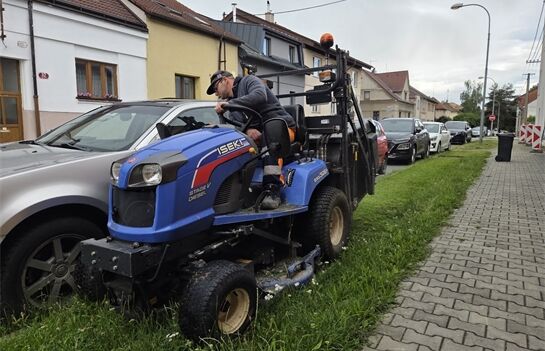 Nový způsob sečení na Čtyřce_0826_UMO4 (1)