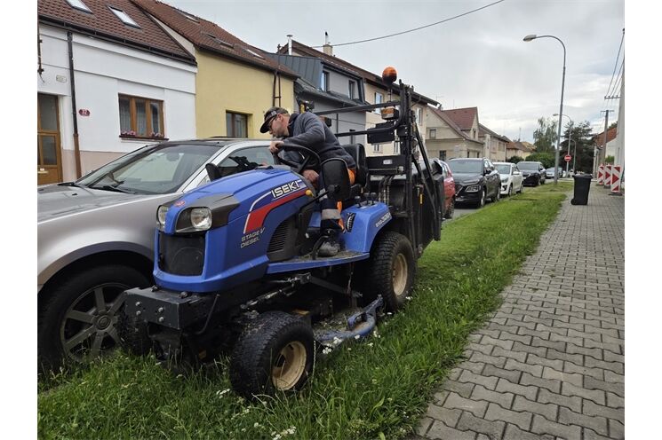 Nový způsob sečení na Čtyřce_0826_UMO4 (1)