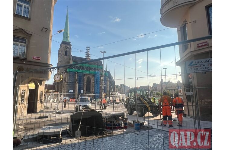 náměstí rekonstrukce před dokončením_0826_QAP (2)