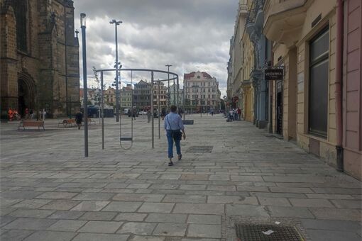 Z náměstí Republiky zmizelo oplocení_0826_Milan Svoboda (1) Z náměstí Republiky zmizelo oplocení_0826_Milan Svoboda (1)