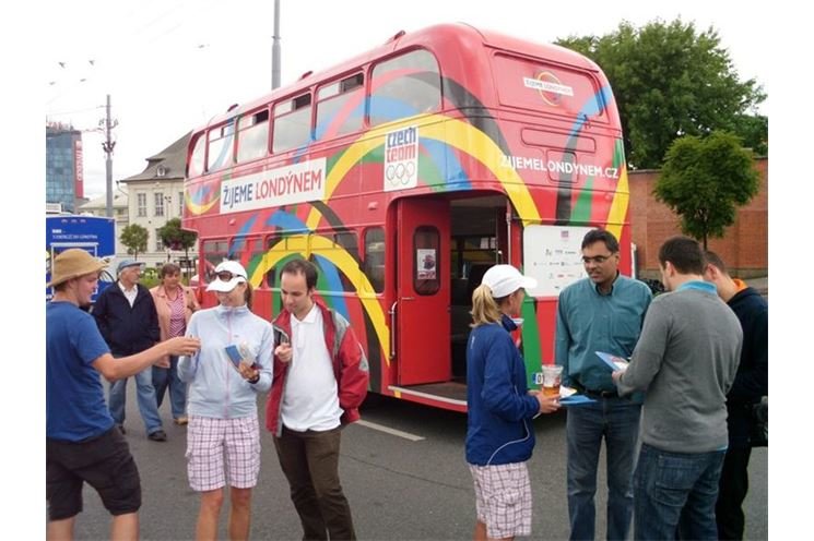 Doubledecker na Pilsner Festu, foto www.zijemelondynem.cz Doubledecker na Pilsner Festu, foto www.zijemelondynem.cz