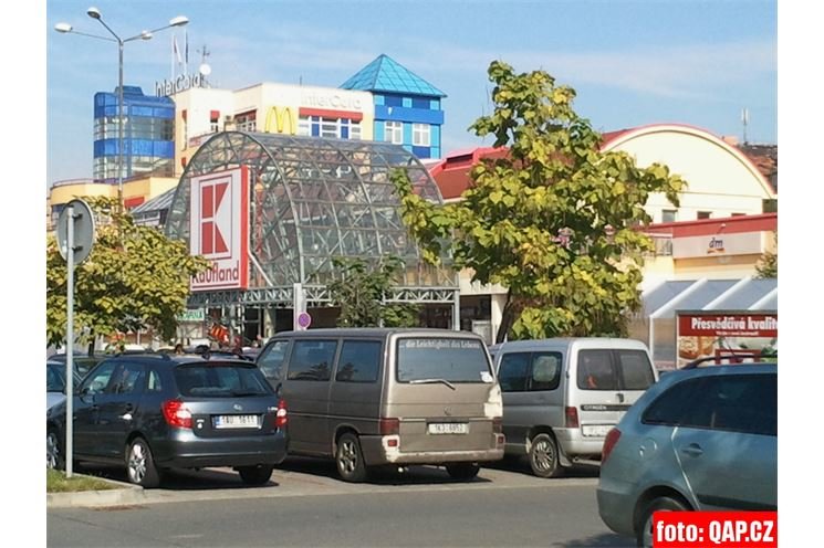 Kaufland parkoviště (7)