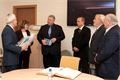 Členové rady Plzeňského kraje se loučí s V. E. Gilem. Zprava: F. Bláha, P. Smutný, V. Šimánek, M. Chovanec.