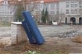 lidé zde odkládají leccos