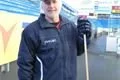  Trenér Marián Jelínek při rozhovoru pro QAP.CZ při rozbruslení plzeňských hokejistů - 9.2.2010 